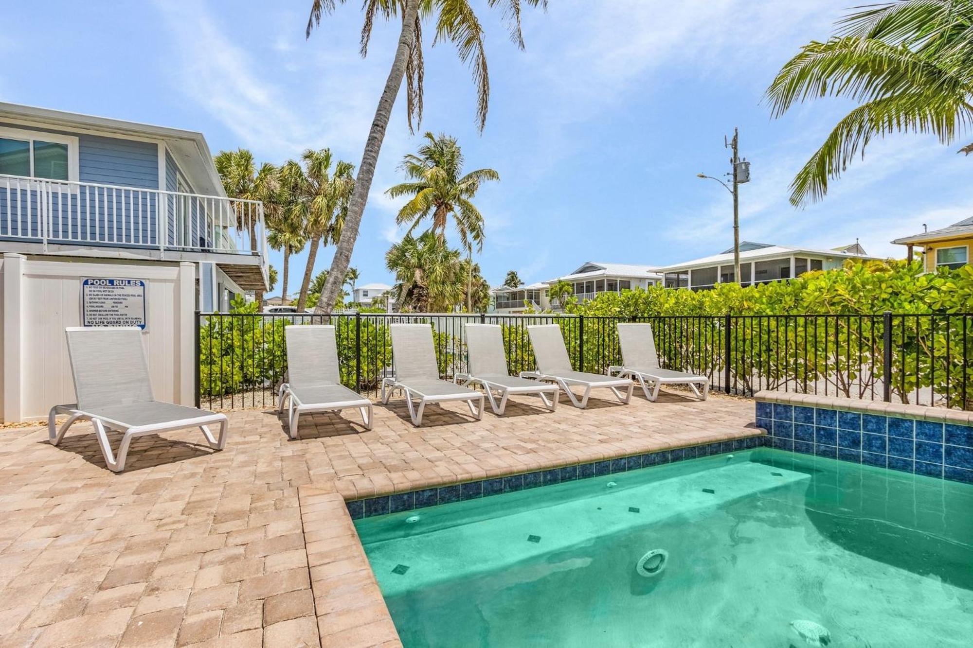 Shells N Sunshine! Getaway Destination Just Minutes From The White Sandy Beaches Of Fort Myers! Home Fort Myers Beach Exterior foto